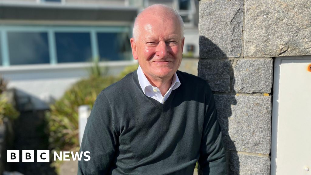 Billionaire Steve Lansdown open to buying stake in Guernsey Airport