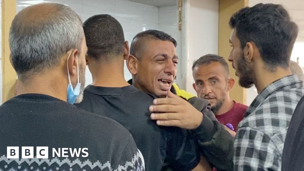 IDF soldiers should refuse orders which may be war crimes, Israeli ex-security adviser tells BBC IDF soldiers should refuse orders which may be war crimes, Israeli ex-security adviser tells BBC