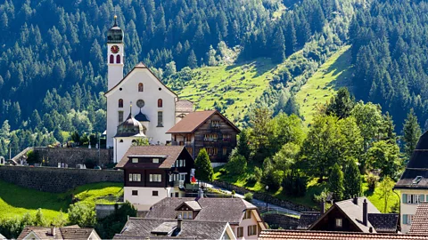 Frank Bienewald/Getty Images Though Switzerland can be very career focused, it’s easy to spend time outdoors with the Alps nearby (Credit: Frank Bienewald/Getty Images)