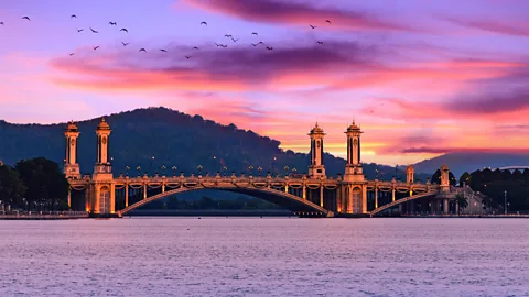 Lina Moiseienko/Alamy Putrajaya is home to more than 200 species of birds (Credit: Lina Moiseienko/Alamy)