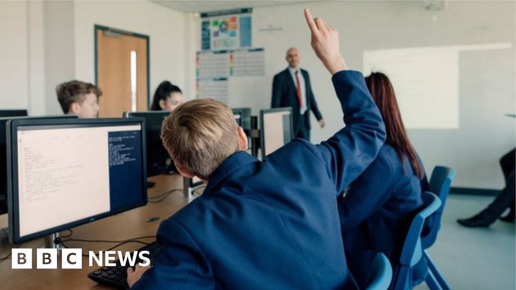 Department of Education: Closures taking ‘too long’