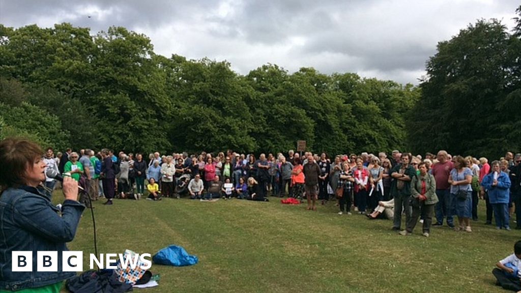 Merseyside voters ready to take sides in a turf war