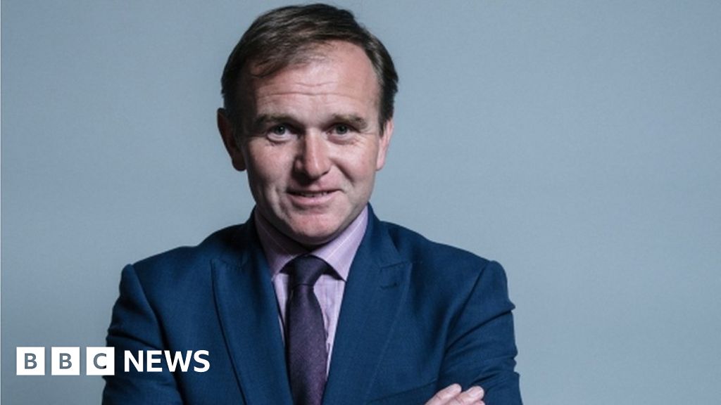 Minister George Eustice quits over Brexit delay vote