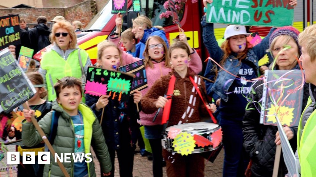 Essex council which U-turned on library closures signs off plans