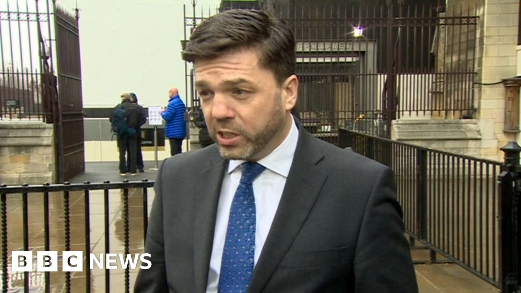 Tory leadership: ‘Tax cut bidding war is nuts’