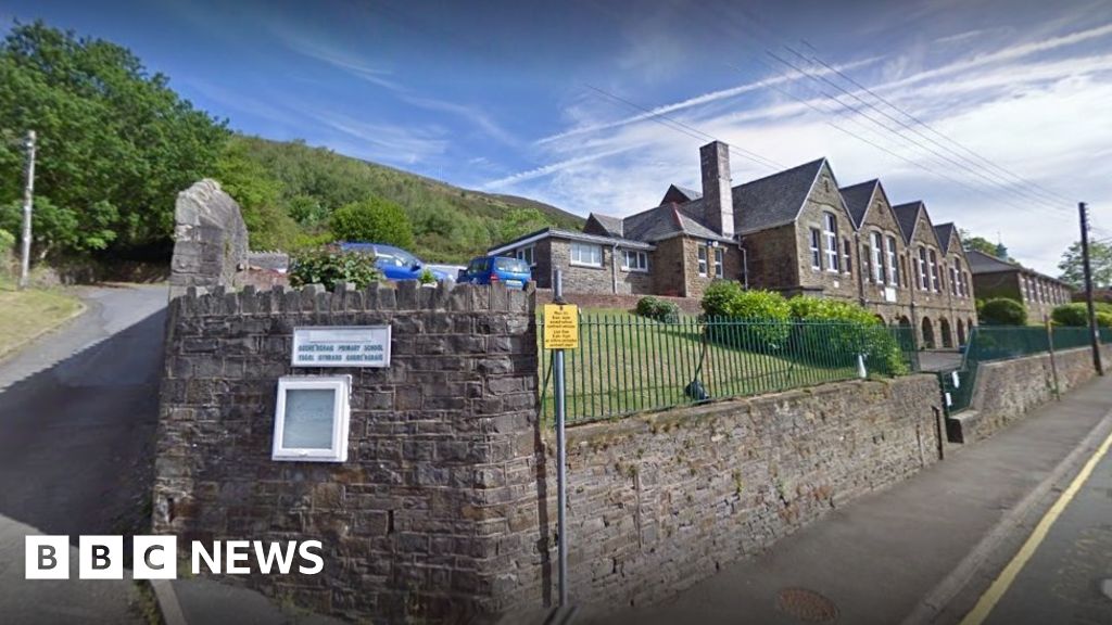 Ystalyfera landslide-risk school buildings ‘may stay shut for a year’ Ystalyfera landslide-risk school buildings ‘may stay shut for a year’