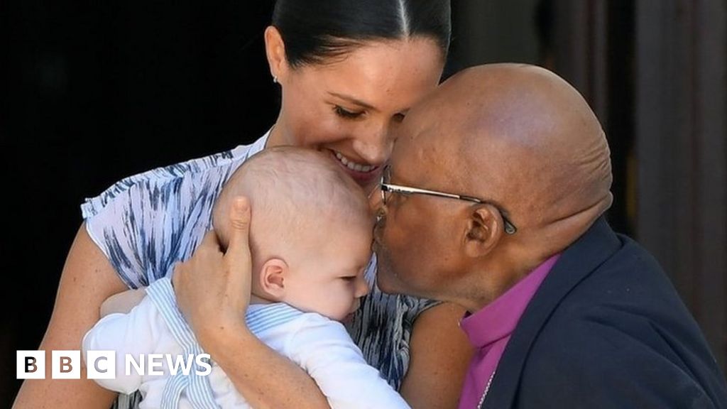 Baby Archie makes appearance on royal tour of Africa Baby Archie makes appearance on royal tour of Africa