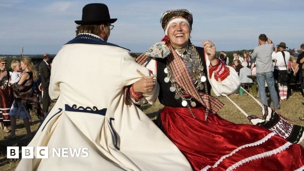 The Estonia-Russia border tearing apart an ancient people The Estonia-Russia border tearing apart an ancient people