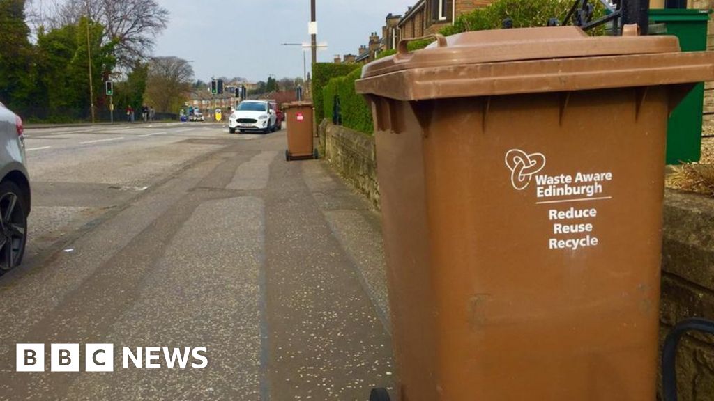 Thousands seek alternative garden waste service Thousands seek alternative garden waste service