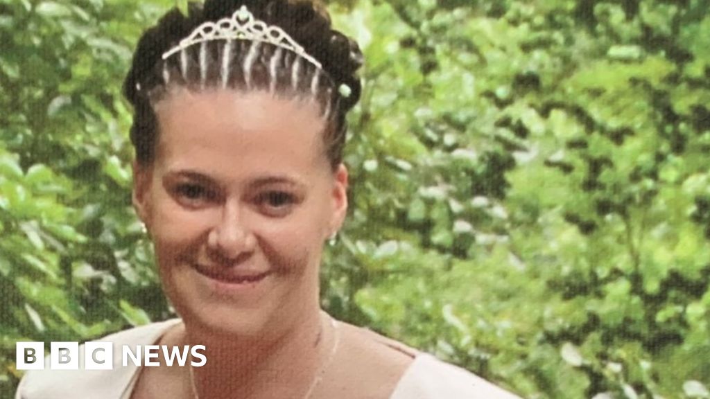 Debt letters ‘make money problems worse’ Debt letters ‘make money problems worse’