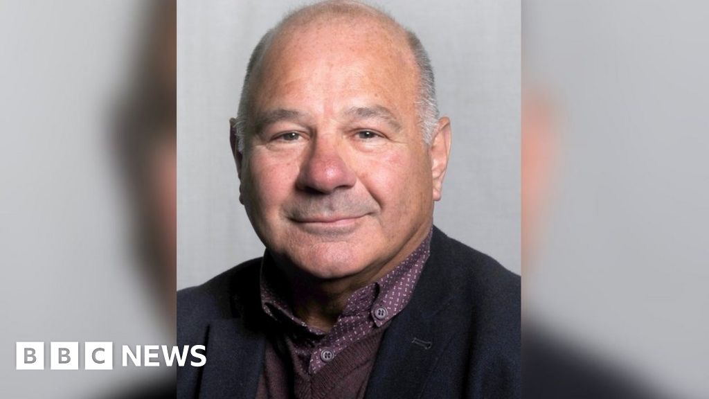 Middlesbrough councillor sorry over ‘offensive’ Facebook posts Middlesbrough councillor sorry over ‘offensive’ Facebook posts