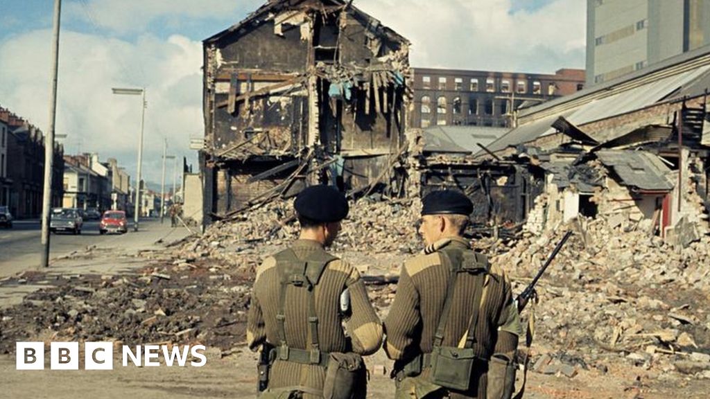 Troubles prosecution ban set for imminent introduction, says Sinn Féin Troubles prosecution ban set for imminent introduction, says Sinn Féin