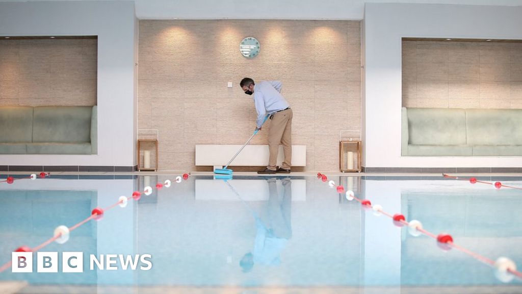 Keeping pools closed ‘a catastrophe for health and wellbeing’