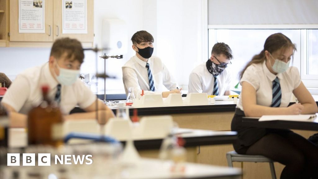 Greenwich Council told ‘keep schools open’ Greenwich Council told ‘keep schools open’