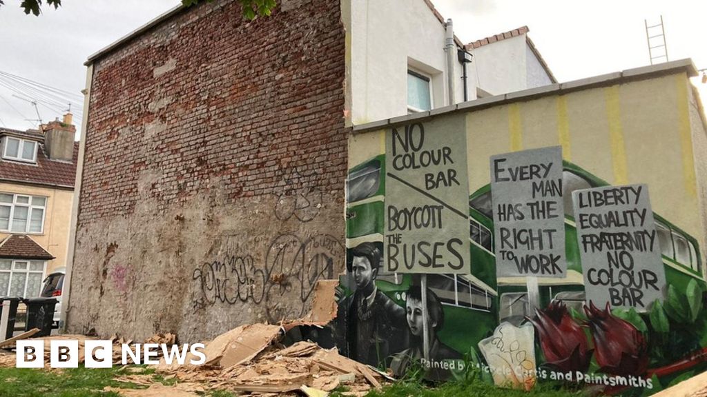 Bristol Seven Saints mural ruined after falling from house