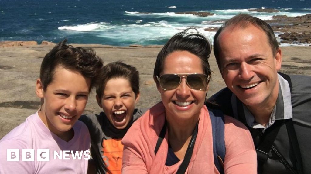 Covid threatens Singapore’s business hub crown