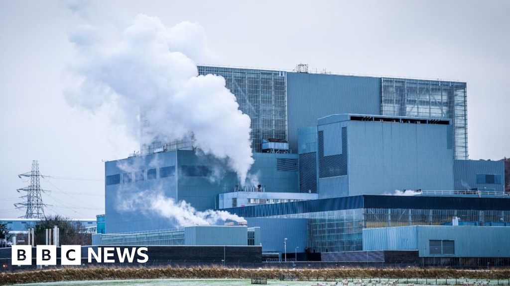 Hunterston B nuclear power plant closes down after 46 years Hunterston B nuclear power plant closes down after 46 years
