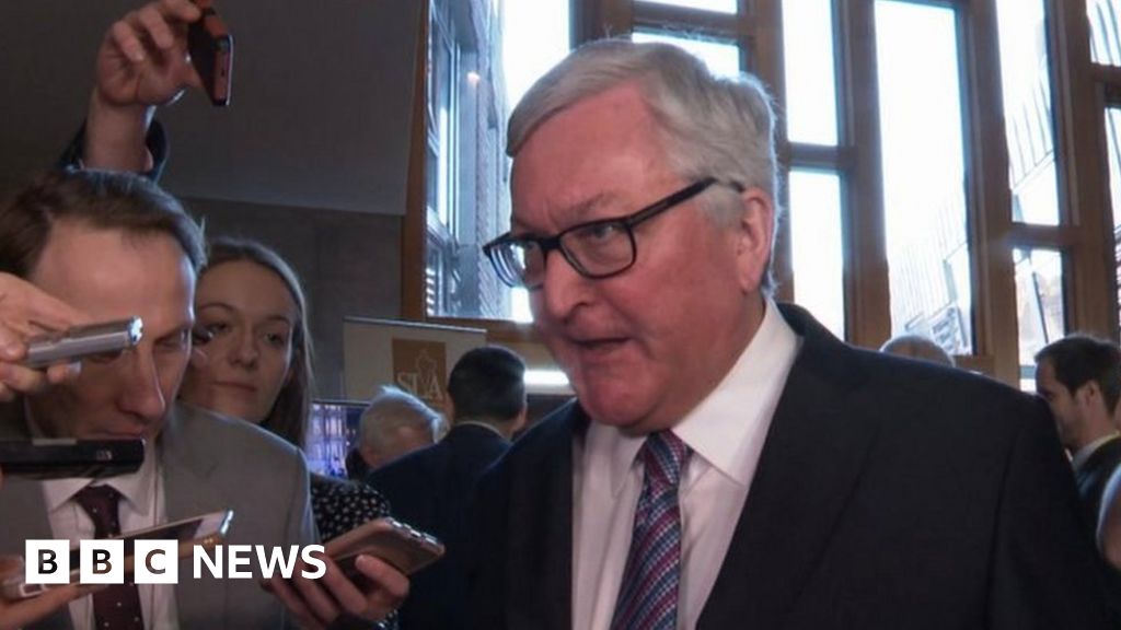 Sturgeon accused of secrecy over Fergus Ewing bullying inquiry Sturgeon accused of secrecy over Fergus Ewing bullying inquiry