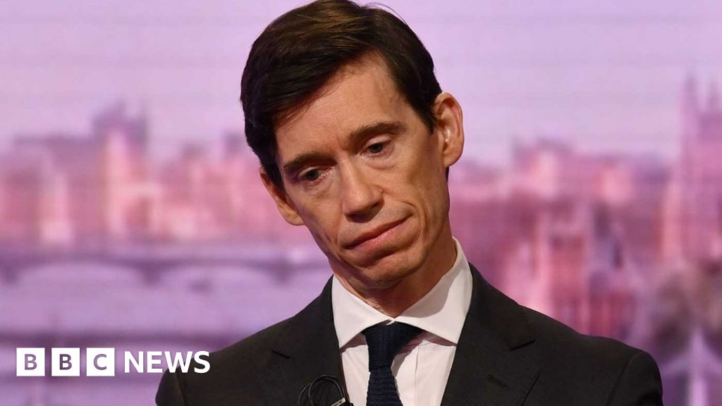 Former MP appeals for help to find lost wedding ring Former MP appeals for help to find lost wedding ring
