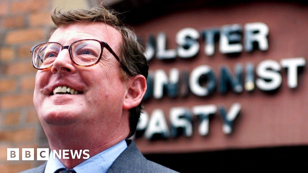 Reaction to the death of former first minister