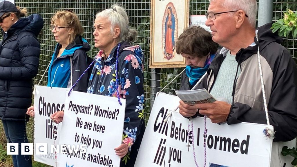 Activists’ concern after abortion buffer zone group disbanded