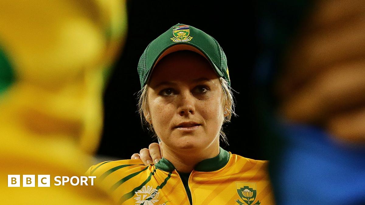 Dane van Niekerk: South Africa all-rounder retires from international cricket