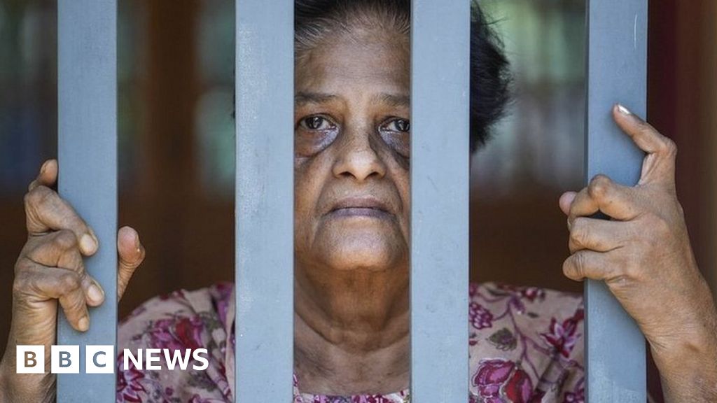 A ghost town in the world’s most populated country A ghost town in the world’s most populated country