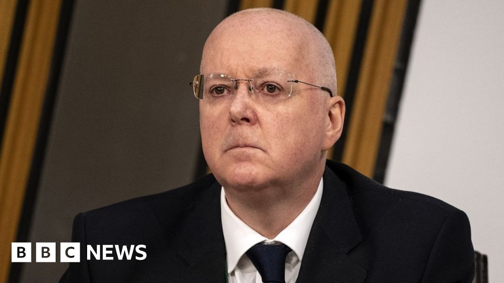 Calls for SNP chief executive Peter Murrell to resign Calls for SNP chief executive Peter Murrell to resign