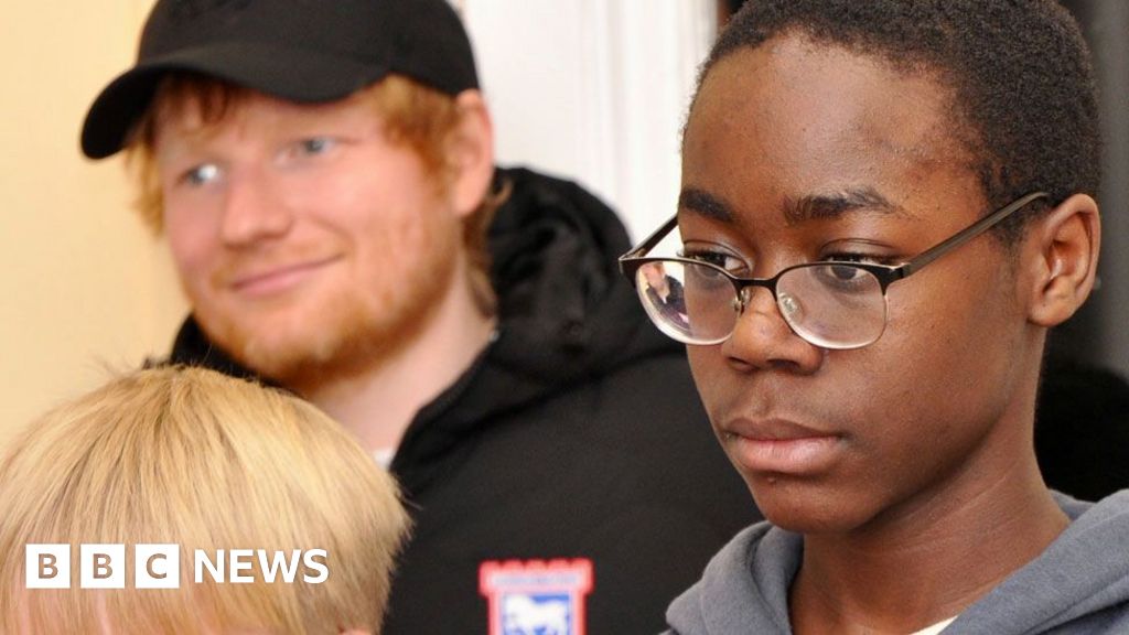 Ed Sheeran surprises singers at new Ipswich choir school Ed Sheeran surprises singers at new Ipswich choir school