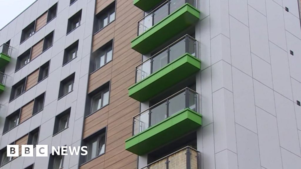 Tower blocks ‘safe’ despite failing tests Tower blocks ‘safe’ despite failing tests