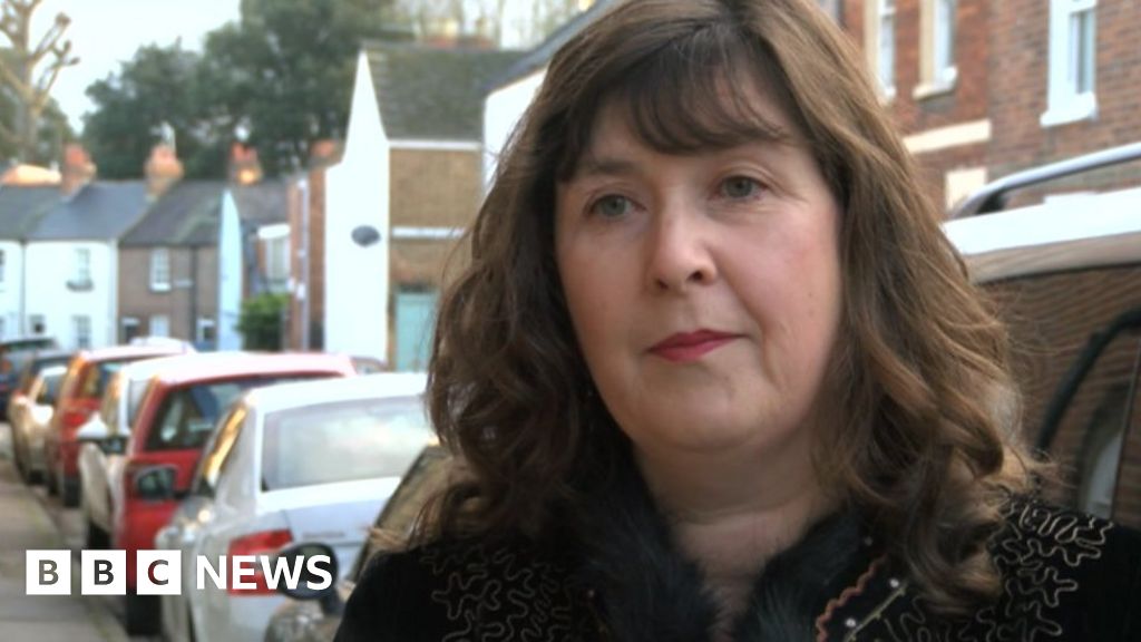 Oxford City Council defends having two deputy leaders Oxford City Council defends having two deputy leaders