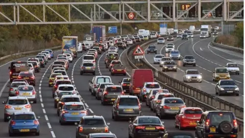 BBC Heavy traffic on motorway