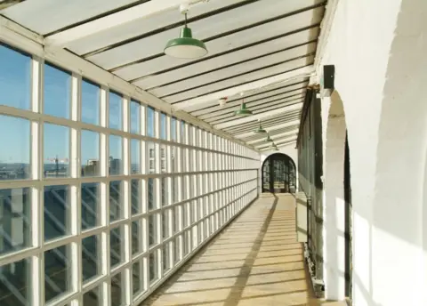 Glasgow School of Art 'The Hen Run', glazed passageway running above the roof of the Mackintosh Gallery and leading to the East side of the Building