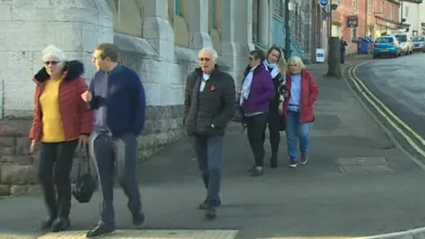 BBC People arriving at court