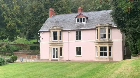 Vale of Glamorgan Council The Kymin, Penarth