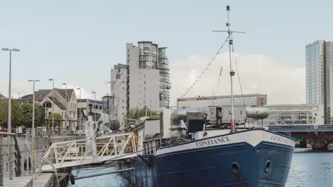 Susan Doherty Belfast Barge
