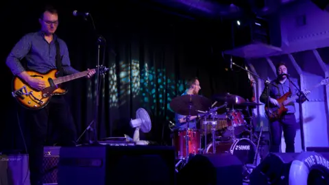 Modern Rome Modern Rome performing on The Barge