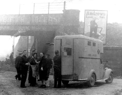 South Tyneside Libraries A Salvation Army canteen in Temple Street