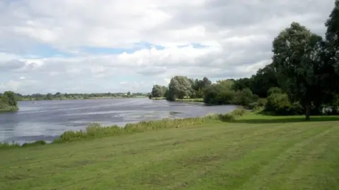 © P Flannagan/CC Geograph Craigavon City Park