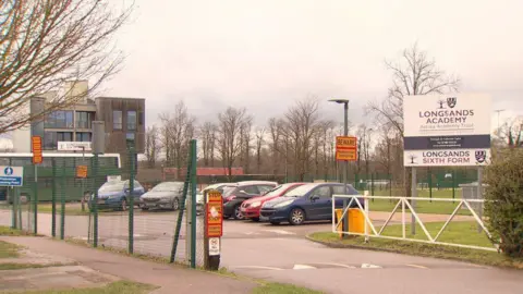 Martin Giles/BBC Exterior shot of Longsands Academy in St Neots
