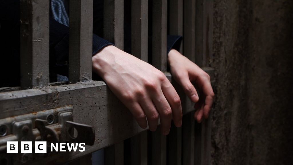 How France hopes to help radicals escape jihadist net How France hopes to help radicals escape jihadist net