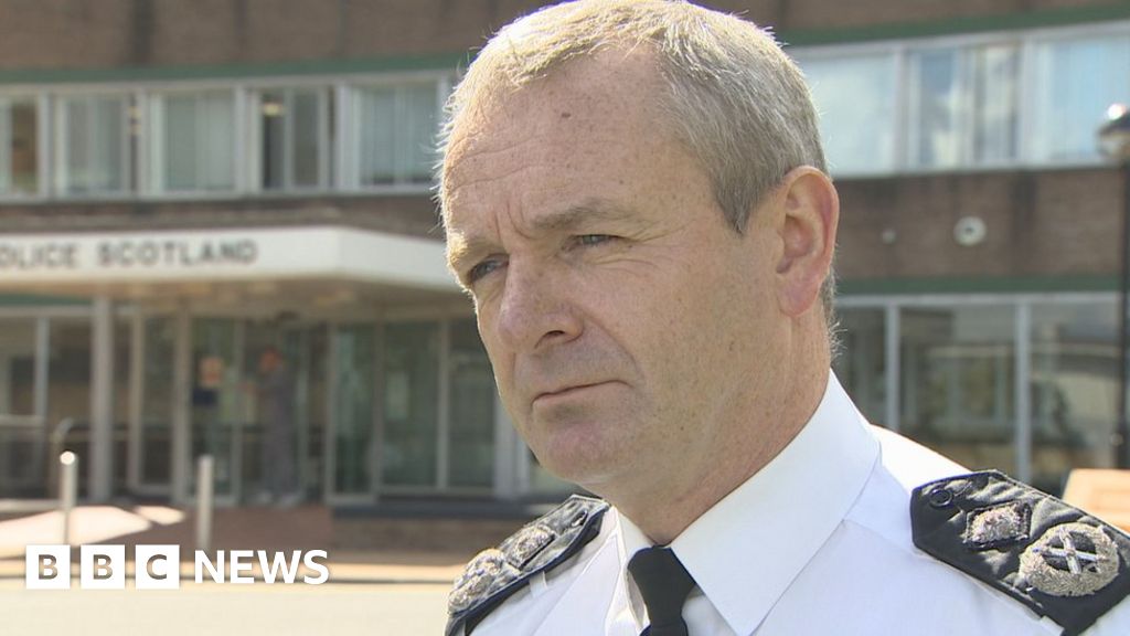 New chief urged to tackle police ‘misogyny’