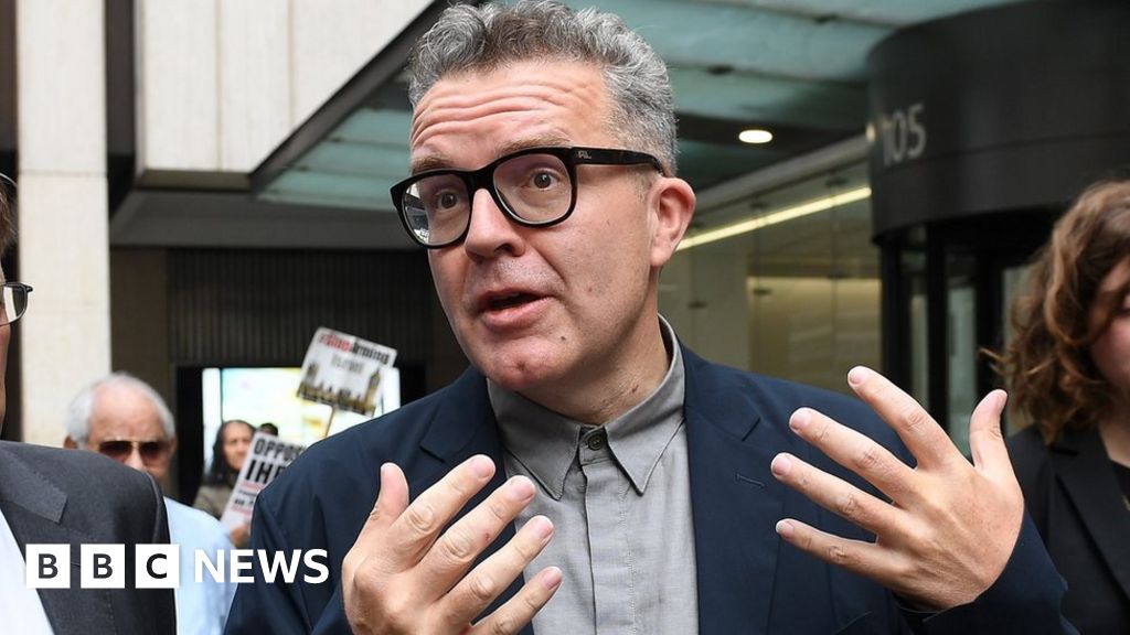 Pressure builds on Labour leadership for new referendum Pressure builds on Labour leadership for new referendum