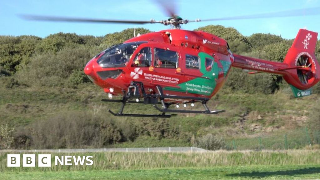 Wales Air Ambulance: Welshpool base could close Wales Air Ambulance: Welshpool base could close