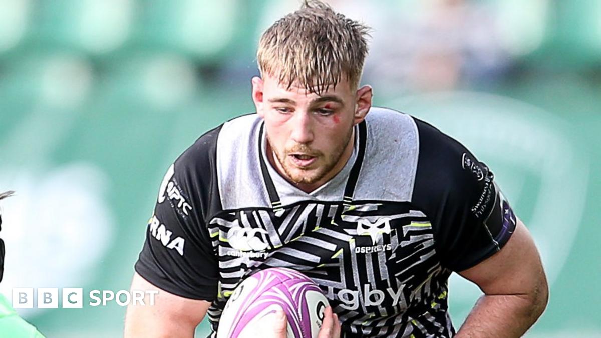 Lock Will Griffiths earns first senior Ospreys deal