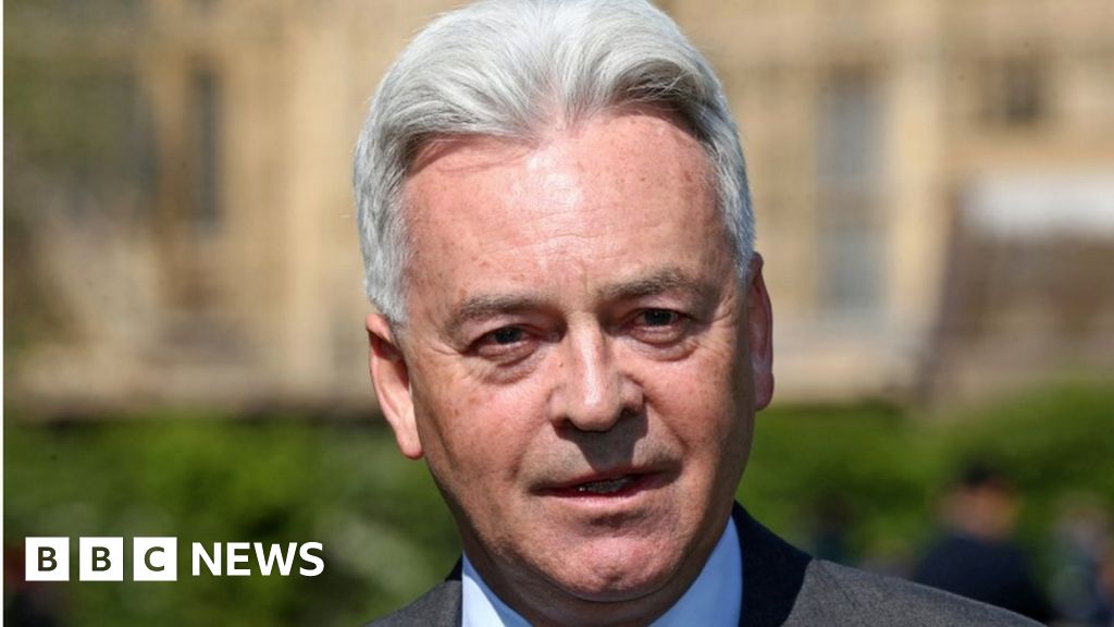 Alan Duncan resigns as minister Alan Duncan resigns as minister