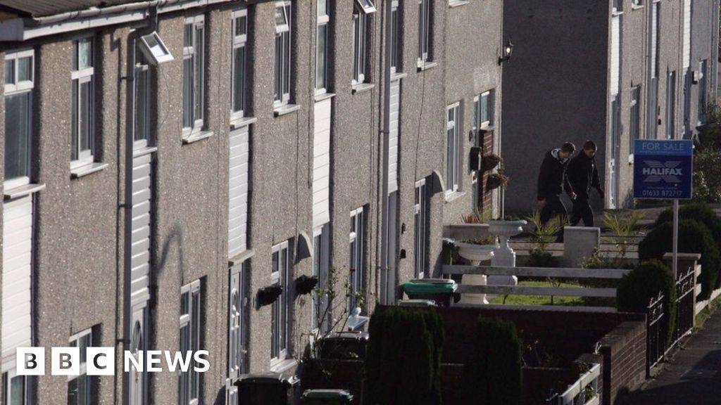 Wales’ poorest areas ‘suffering most’