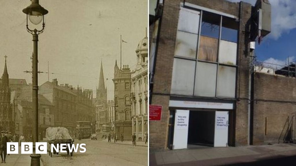 Can a city centre go back in time? Can a city centre go back in time?
