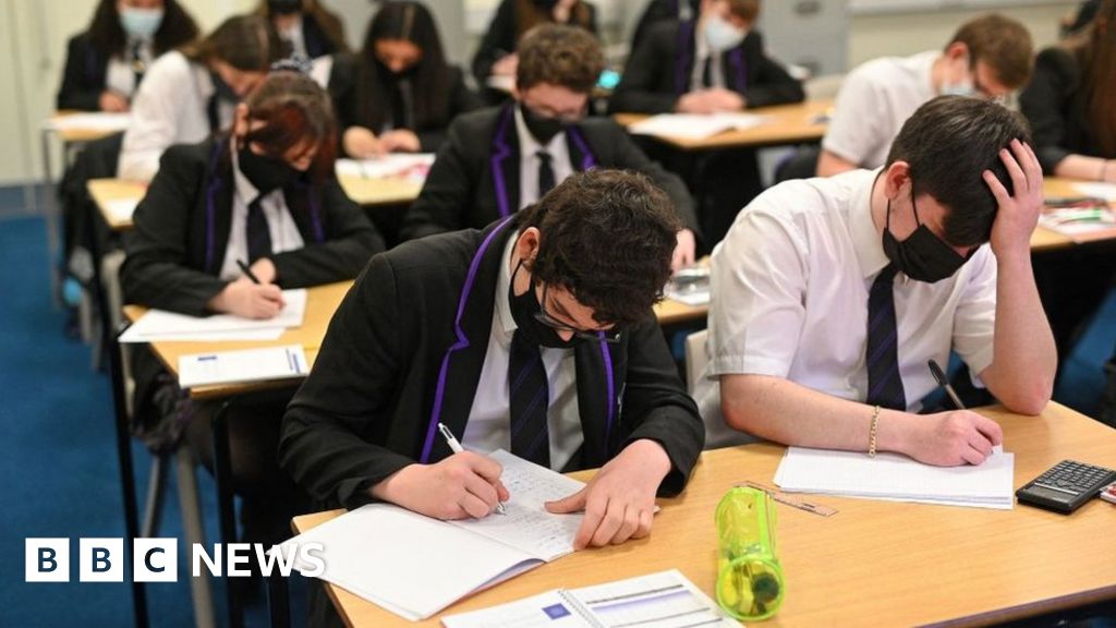 Suffolk school self-isolations due to community spread Suffolk school self-isolations due to community spread