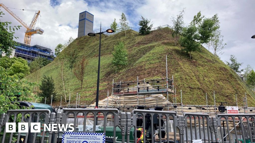 Petition to save mocked attraction from closure